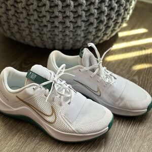 Women’s Nikes MC Trainer 2